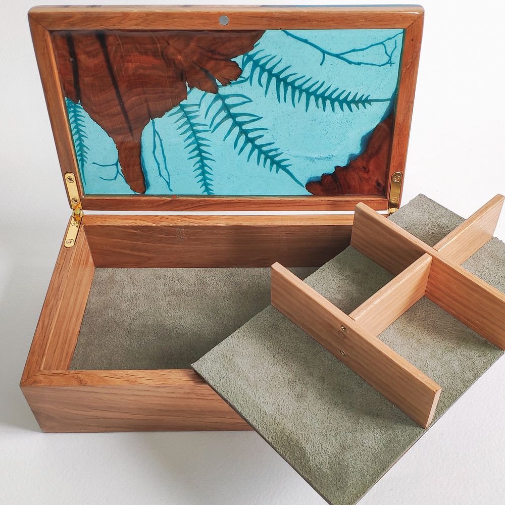 Partitions for a box (6 sections), natural wood, handmade, series NATURAL, DEEPWOOD, 20x12x6 cm 12871-20x12x6-deepwood photo