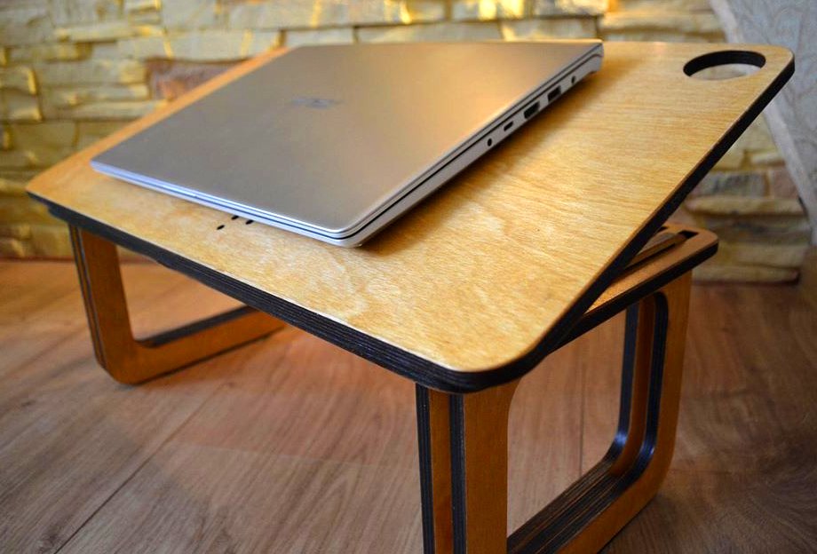 Фото Cтіл-підставка під ноутбук table 4 - горіх