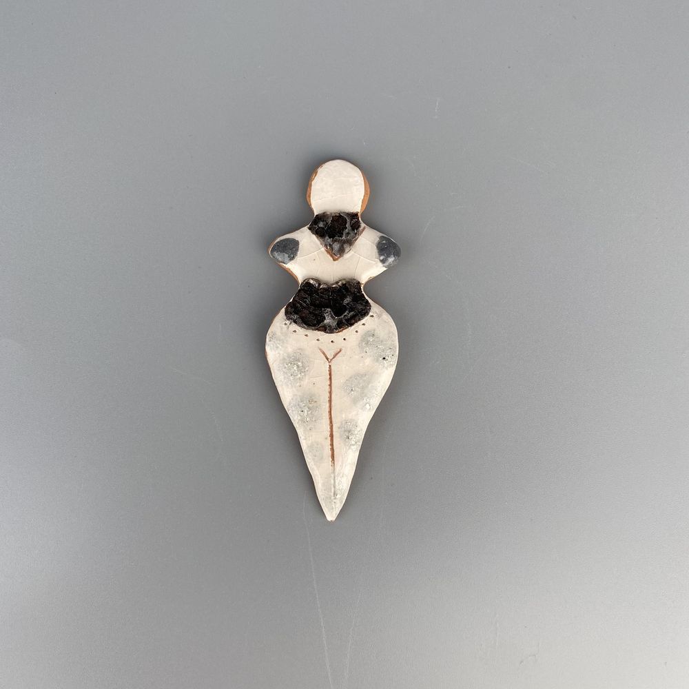 Ceramic magnet Trypillya Madonna 20907-honcharivna photo