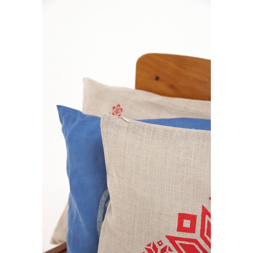 Декоративна подушка блакитна "Янгол", наповнювач холлофайбер, 40х40 см 11914-zerno фото