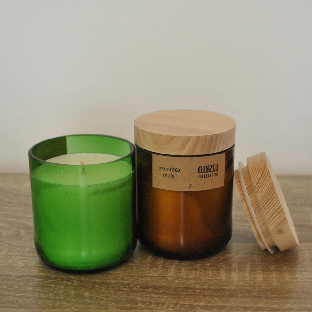 Candle from used and salvaged glass bottle, size S 10065-s-green-none-uzsklo photo