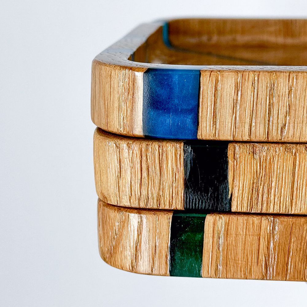 Mini-tray from an oak cut natural wood handmade series NATURAL DEEPWOOD 17x17 cm 12873-17x17-deepwood photo