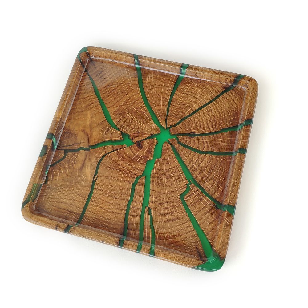 Mini-tray from an oak cut natural wood handmade series NATURAL DEEPWOOD 17x17 cm 12873-17x17-deepwood photo