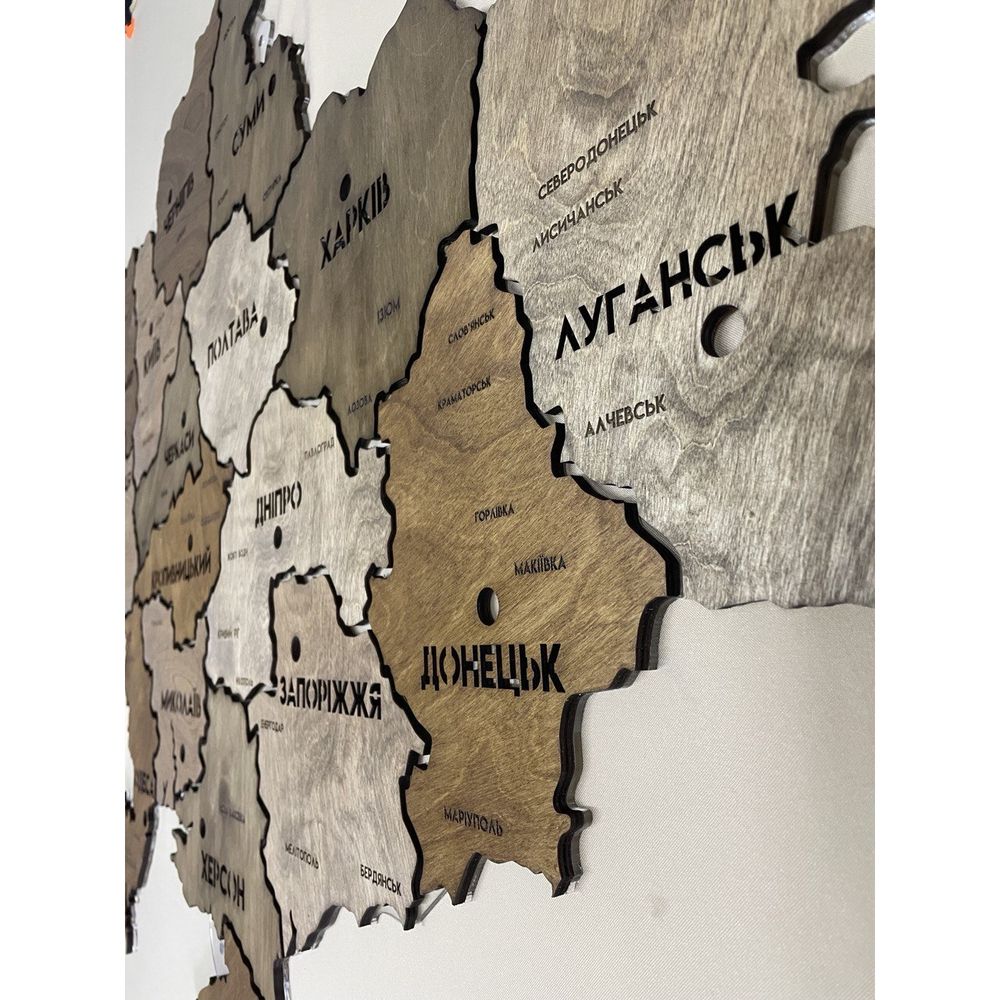 Дерев'яна мапа України на стіну, колір палітра 7, 90х60 см, з підсвіткою, в картонній коробці 10073-palette7-90x60-factura фото