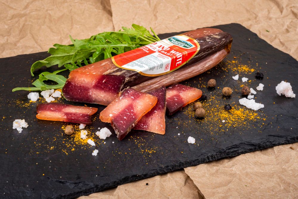 Raw smoked pork and poultry sausage Red and White Transcarpathian sausages of the highest quality 3873 photo