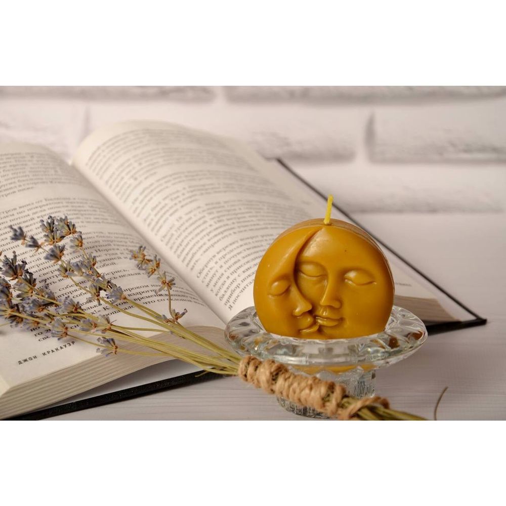 Candle "Sun-Moon" made of natural beeswax Honey Stories 17165-medovi-istorii photo