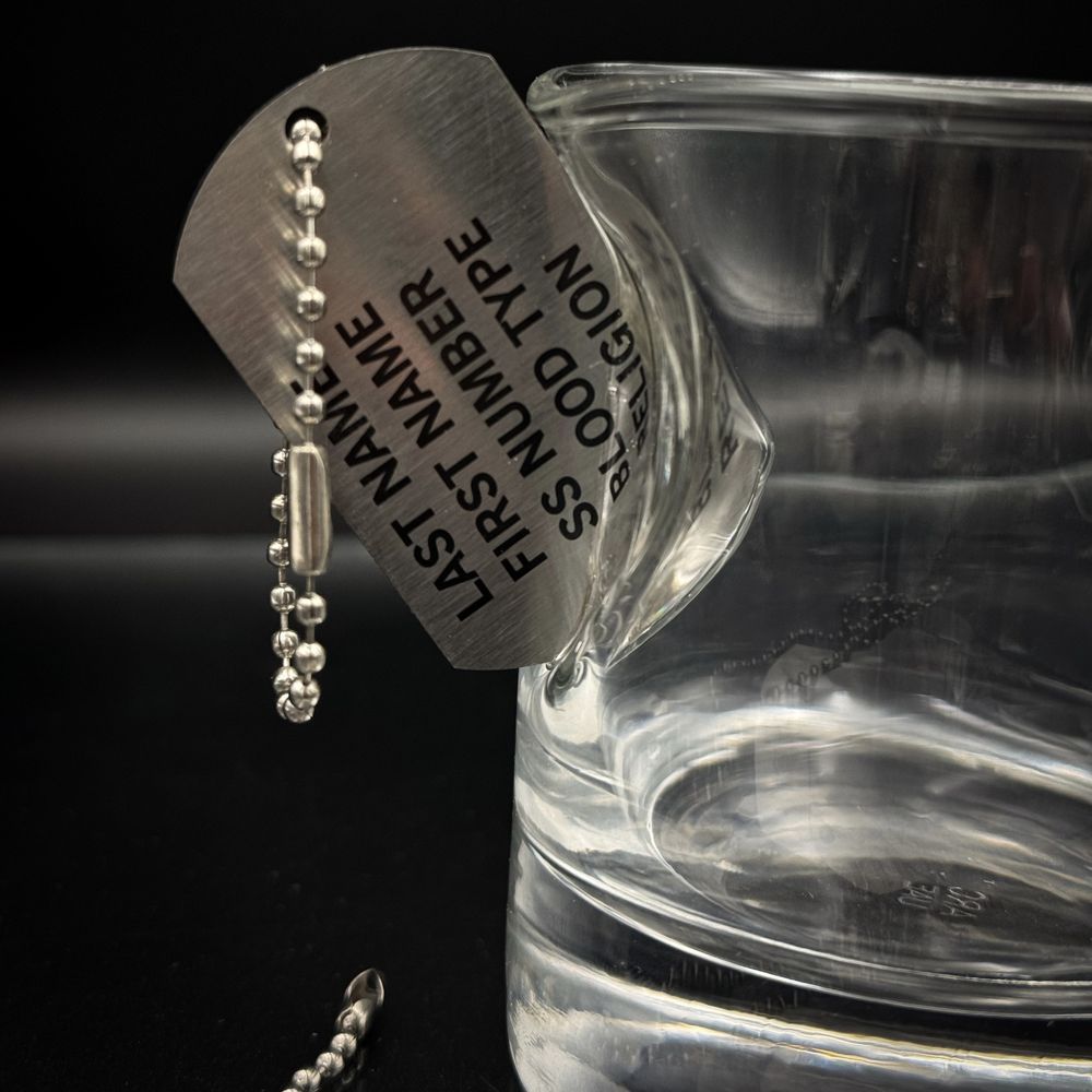 Whiskey glass with a badge with individual engraving 21047-225ml-batart-ua photo