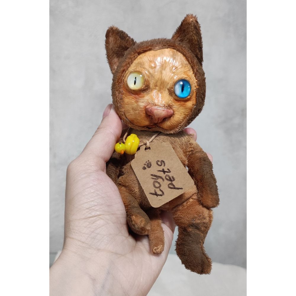 Toy Pets "Moor cat with patriotic eyes", 18 cm 12562-toy_pets photo