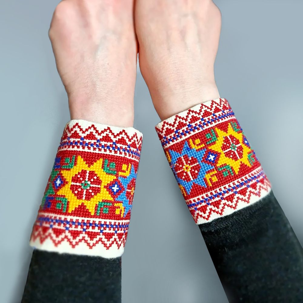 Lemki cuffs (dense embroidery) «Vilna Nytka» 20031-vilna-nytka photo