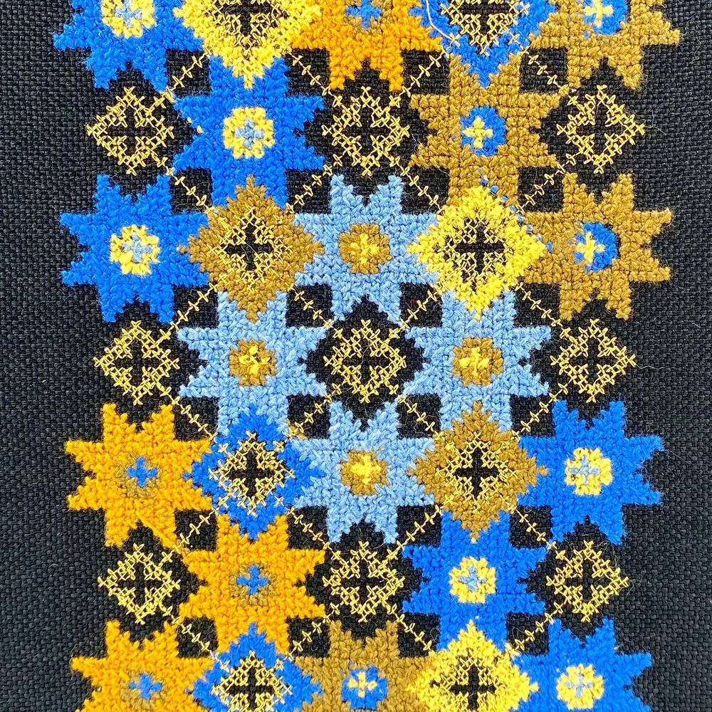 Notebook with embroidery black Blue-yellow roses in a checkered pattern 22x15 cm 80 sheets Yaryna Chorna 10142-yach-klitynka photo