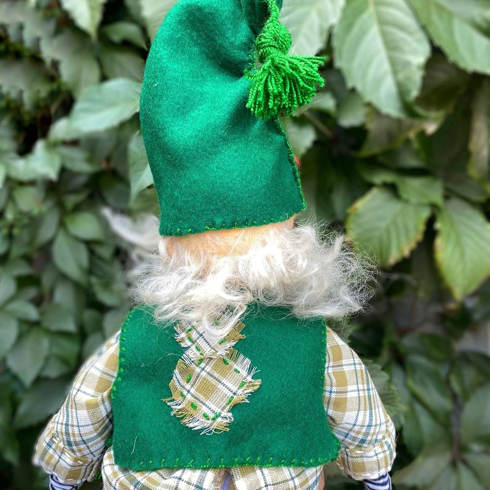 Handmade doll "Leprechaun Patrick with a chest and a lantern" 20328-bila-raisa photo