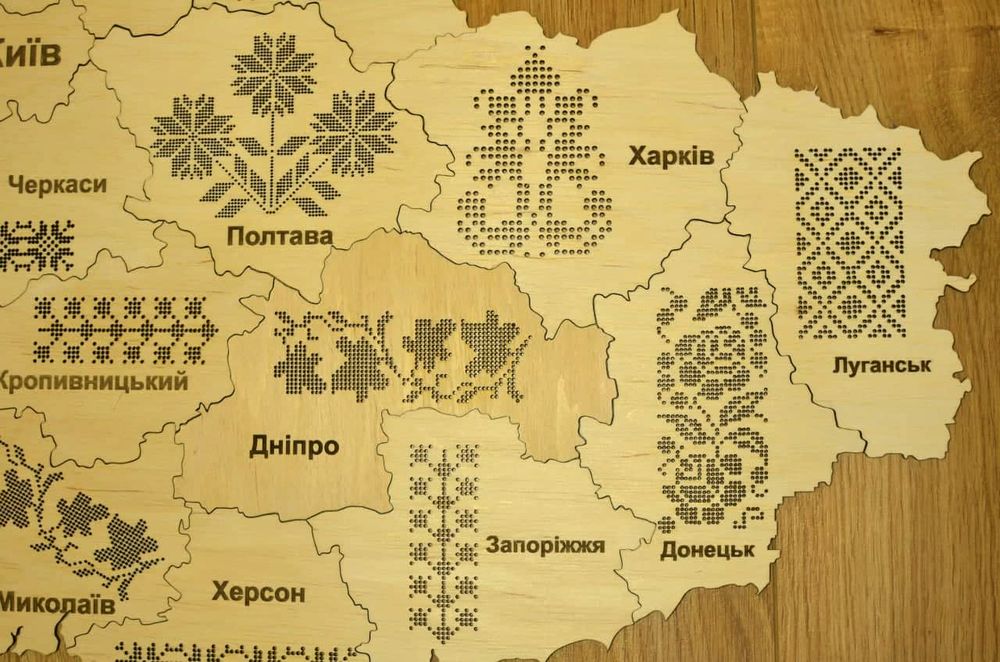 Пазл-мапа України під вишивку WoodLike в картонній коробці 3103 фото