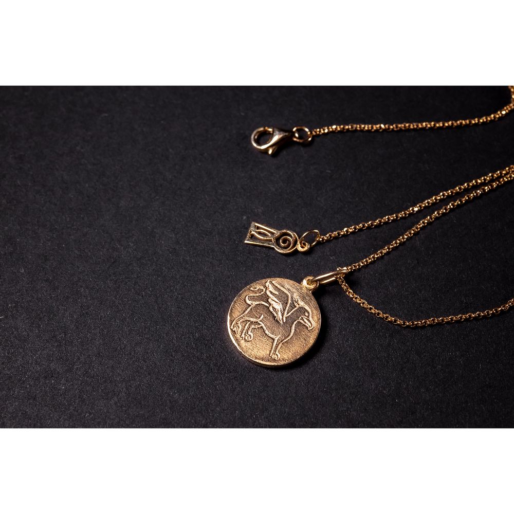 The pendant is silver in gilding "Griffon" TM Secret garden 18601-secr-garden photo