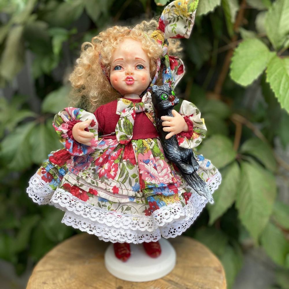 Handmade doll "Maryka with a cat" 20331-bila-raisa photo