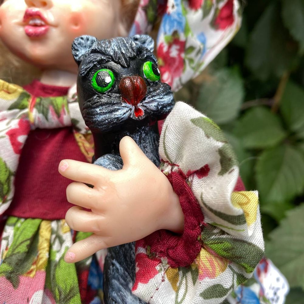 Handmade doll "Maryka with a cat" 20331-bila-raisa photo