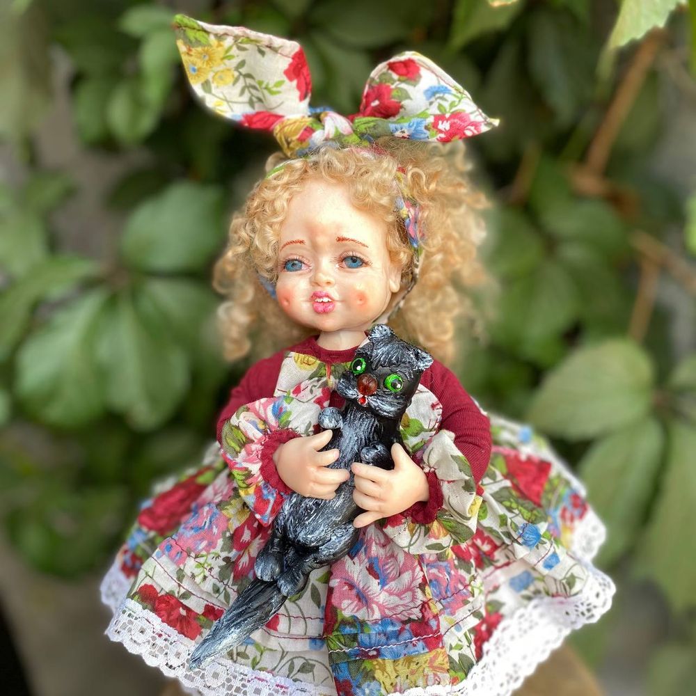 Handmade doll "Maryka with a cat" 20331-bila-raisa photo