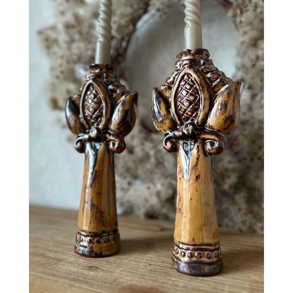 Pair of ceramic candlesticks with authentic flowers, 20 cm high, light brown 19100-yekeramika photo