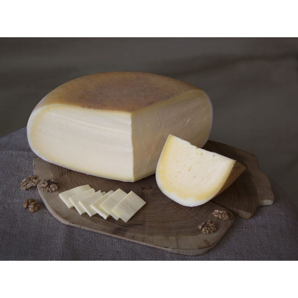 Semi-hard "Seven flavors" (Gouda) cheese from cow's milk DOOOBRA FARM, pack 12801-dooobraf photo