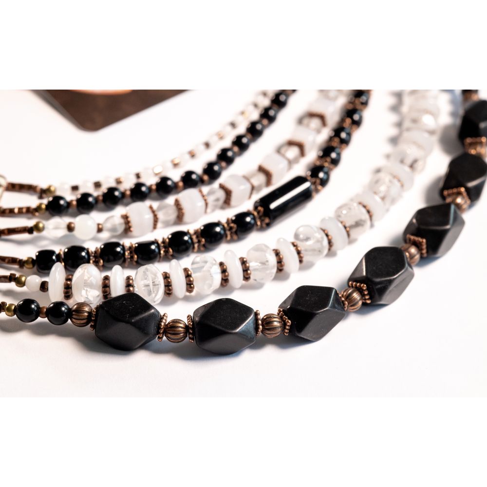 Necklace Black and white with crystal 15121-emali-kozii photo