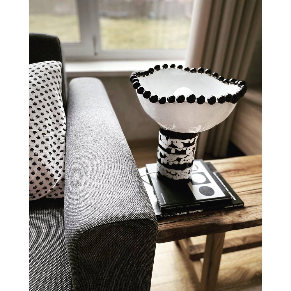 White and black ceramic table lamp with black balls on top of a white ceramic shade 11386-yekeramika photo