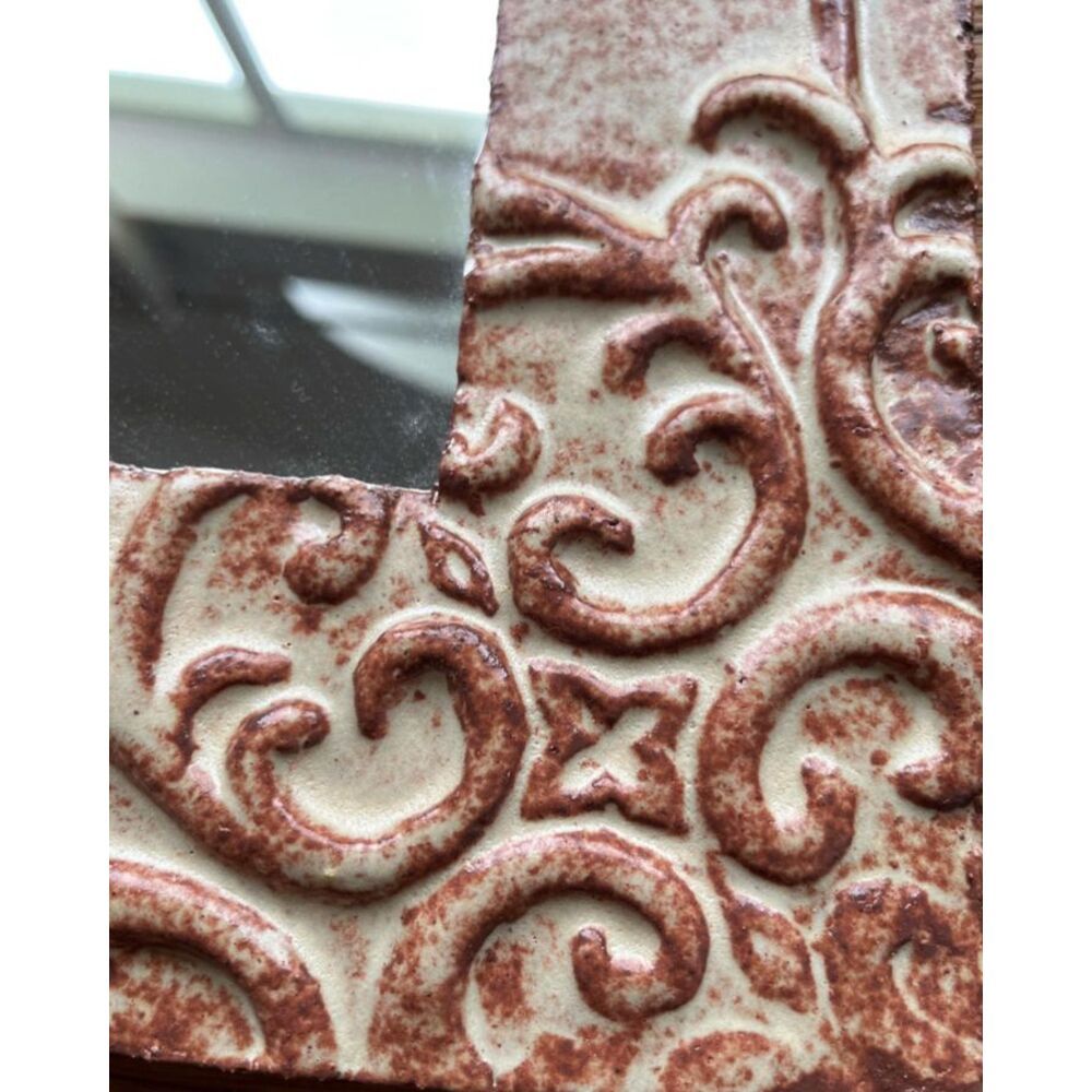 Дзеркало керамічне квадратне підвісне, буро-коричневого кольору з рослинними малюнками в куті, Розмір 25х25 см 11888-yekeramika фото