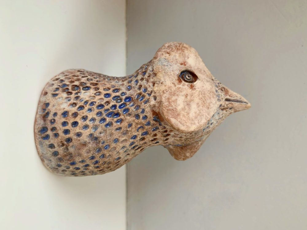 Гачок декоративний Пташка Нато Мікеладзе, коричнева пастель 4485 фото