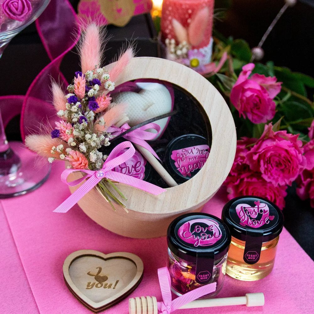 Gift for your beloved girl Romantic compliment FrontMed 12348-frontmed photo