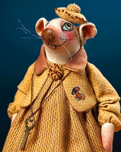 Текстильна інтер'єрна лялька миша пані Вайсбург іграшка ручної роботи 10181-ukrainochka фото