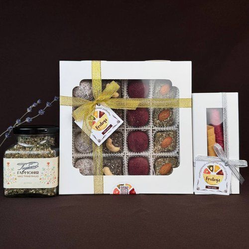Teacher's gift with healthy sweets in a cardboard box 16117-karton-itskraft photo