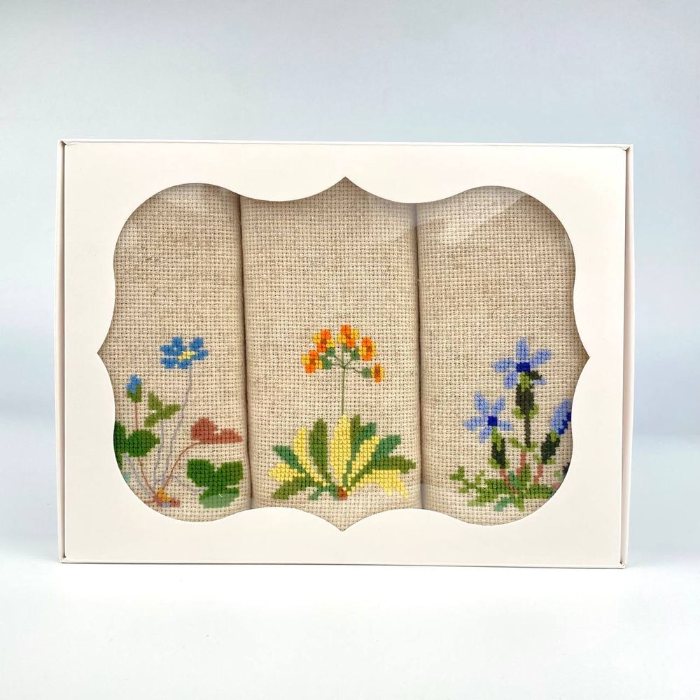 Hand-embroidered serving napkins - cotton and linen 16160-tviykraft photo